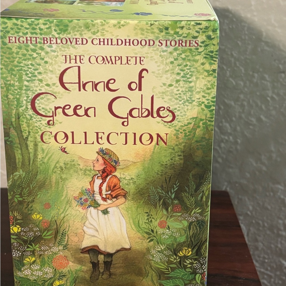 Anne of Green Gables Box Set by L.M. Montgomery - Green / Multicolor - Picture 4 of 16